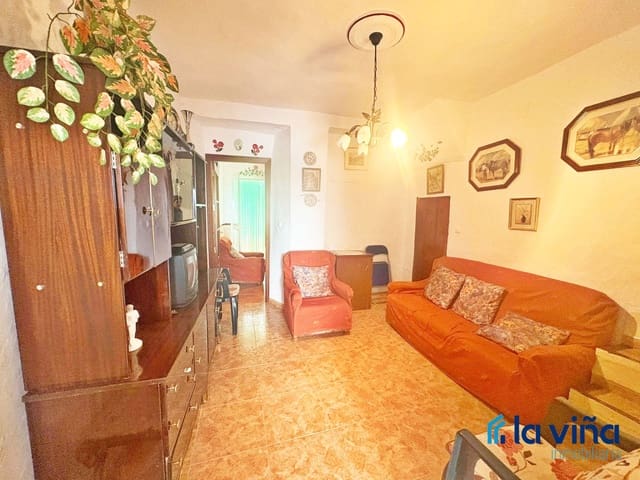 3 bedroom Townhouse for sale in Cuevas Bajas - € 58,000 (Ref: 9671148)