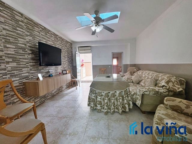 2 bedroom Townhouse for sale in La Roda de Andalucía - € 95,000 (Ref: 9675135)