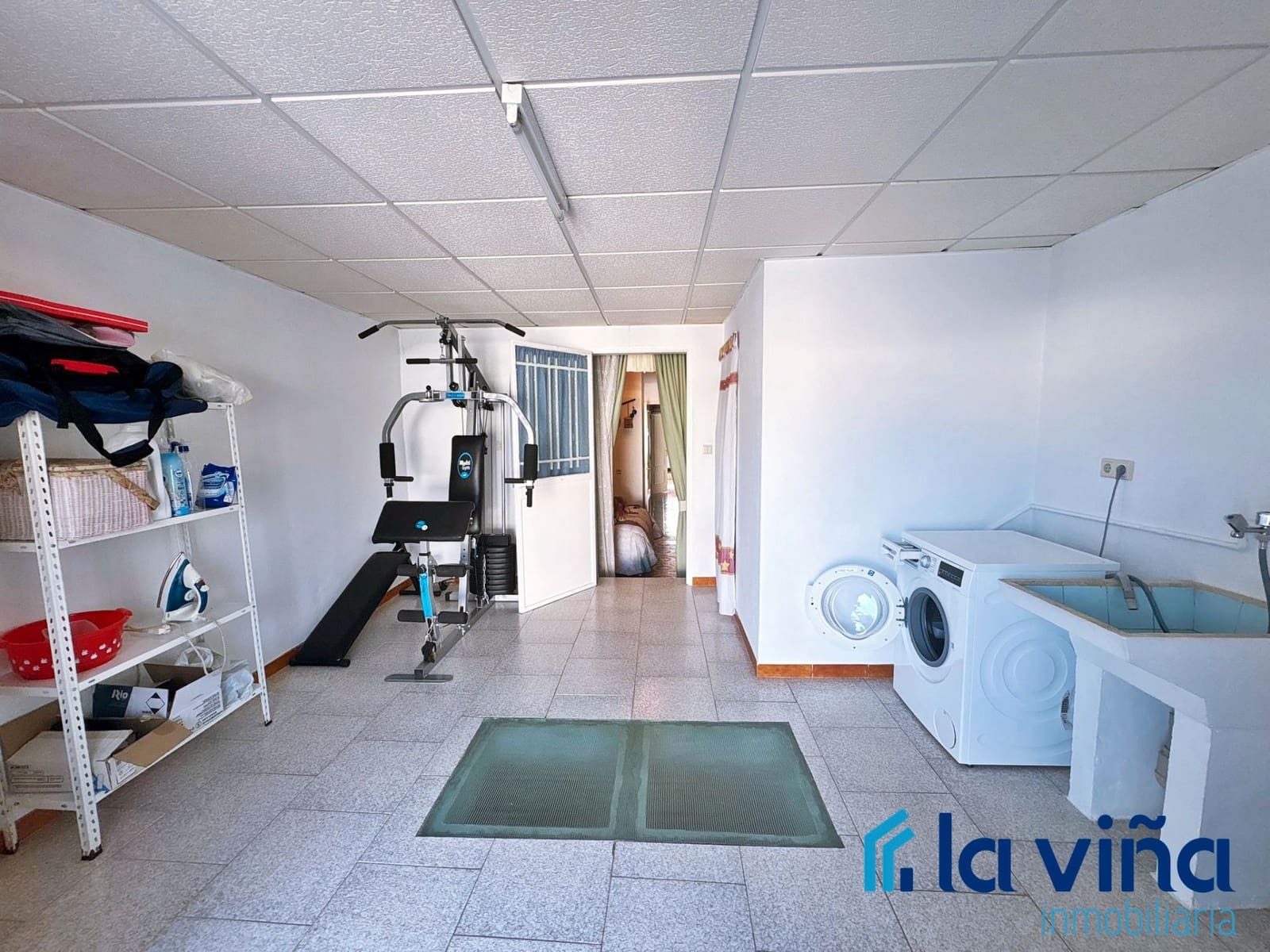 2 bedroom Townhouse for sale in La Roda de Andalucia - € 95,000 (Ref: 9675135)