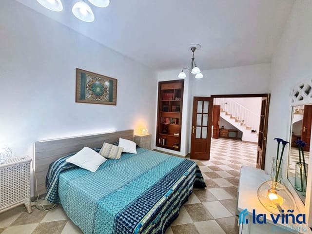 Casa de 4 habitaciones en Mollina en venta - 250.000 € (Ref: 9723560)