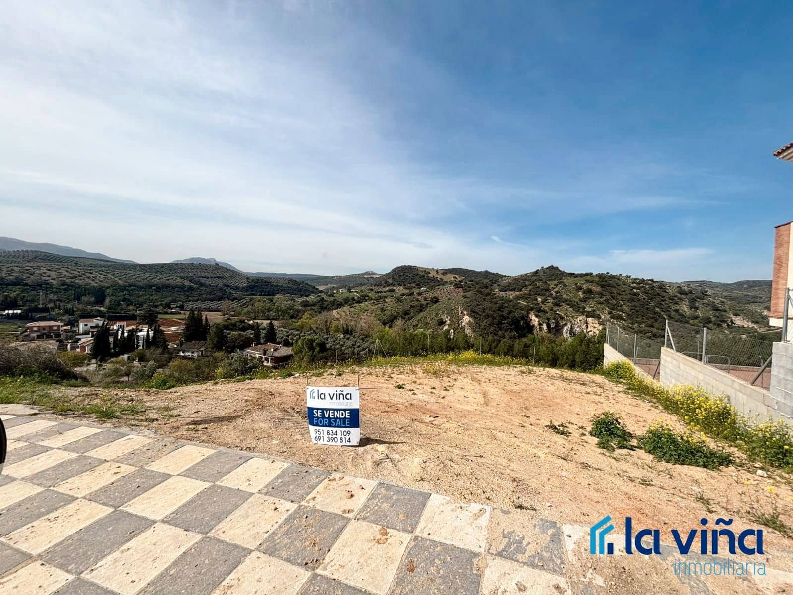 Building Plot for sale in Loja - € 50,000 (Ref: 9731524)