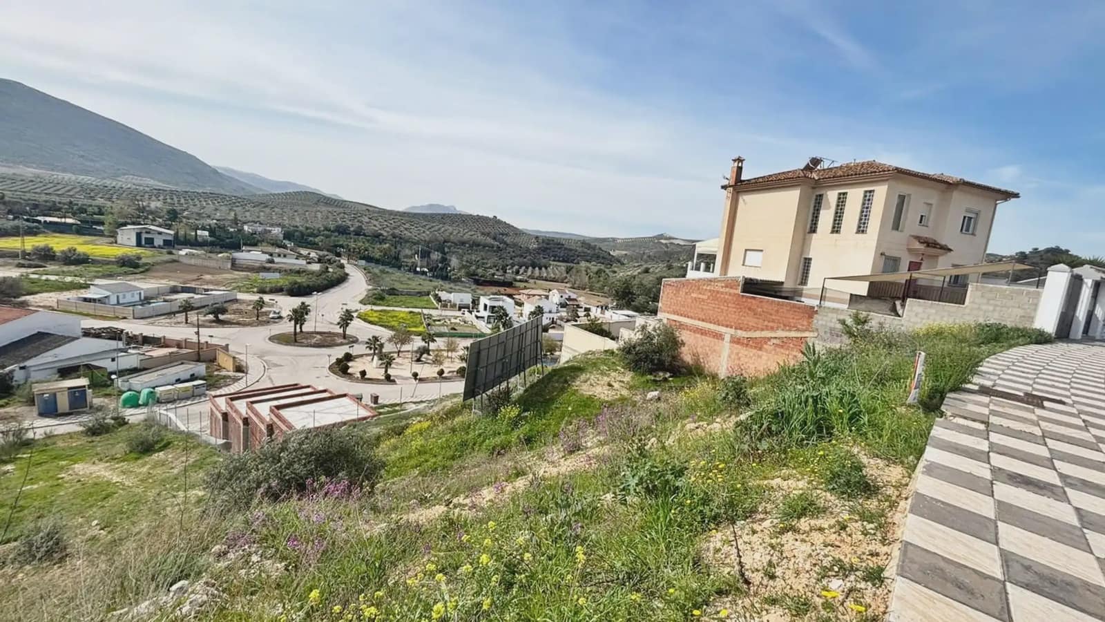 Building Plot for sale in Loja - € 35,000 (Ref: 9734097)