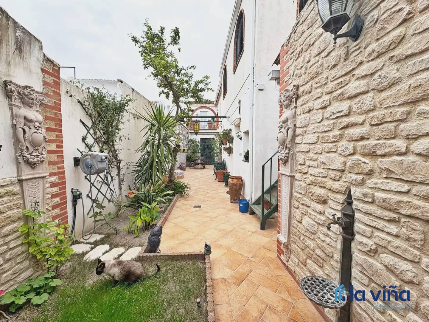 4 bedroom Townhouse for sale in Aguadulce - € 168,000 (Ref: 9761524)