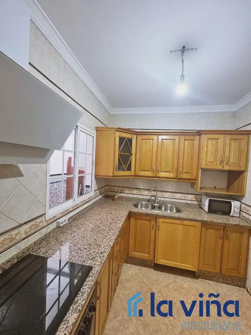 4 slaapkamer Huis te koop in Alameda - € 95.000 (Ref: 9815250)