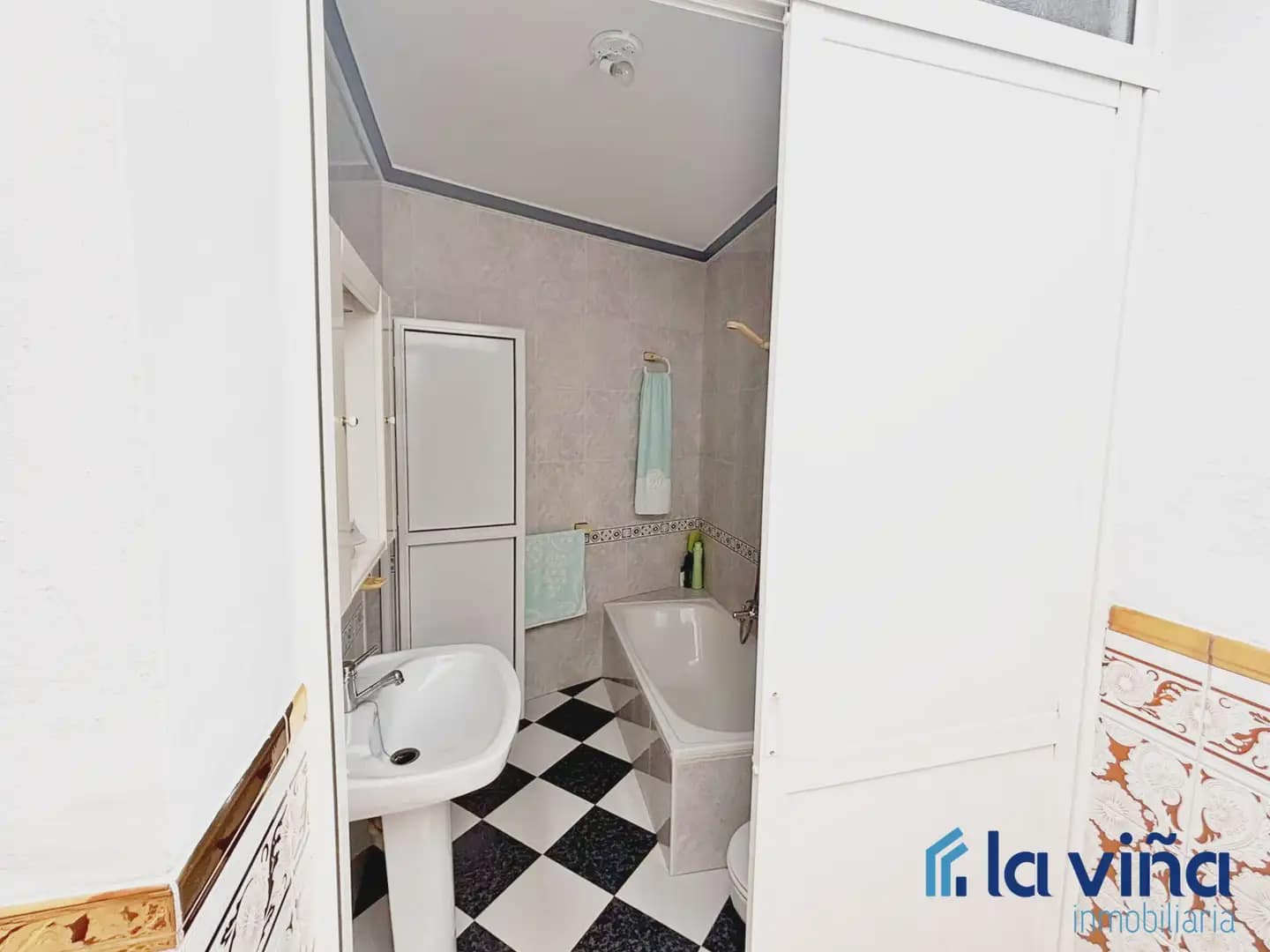 3 soverom Hus til salgs i Encinas Reales - € 85 000 (Ref: 9850182)