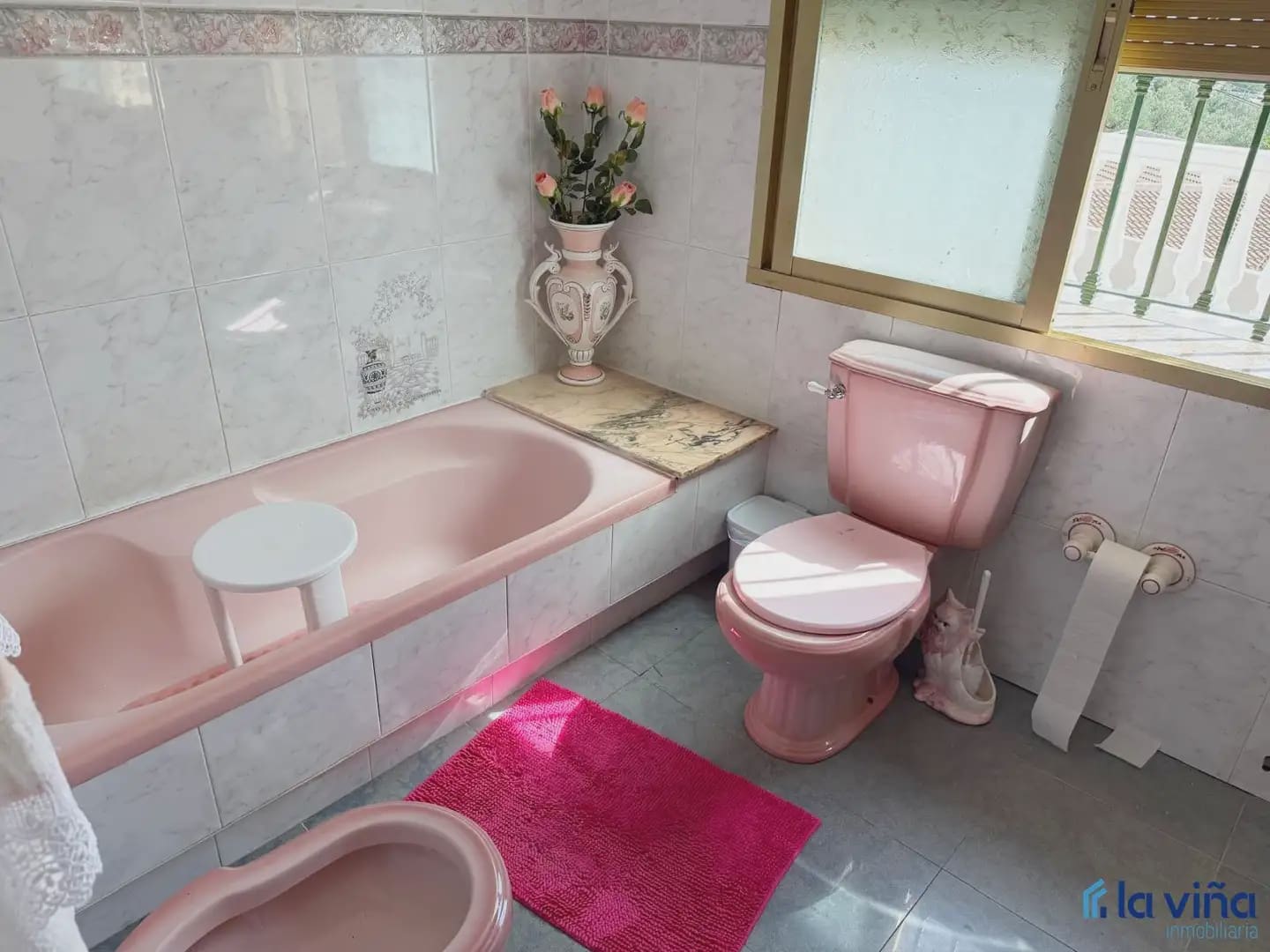 4 soverom Villa til salgs i Loja med garasje - € 360 000 (Ref: 9880316)