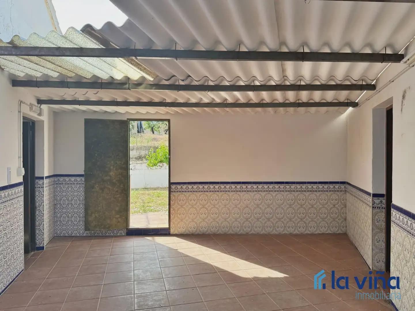 4 bedroom Townhouse for sale in Loja with garage - € 310,000 (Ref: 9880432)
