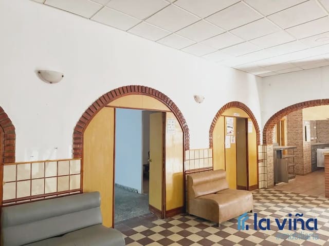 4 bedroom Townhouse for sale in Fuente Camacho, Loja with garage - € 310,000 (Ref: 9880432)