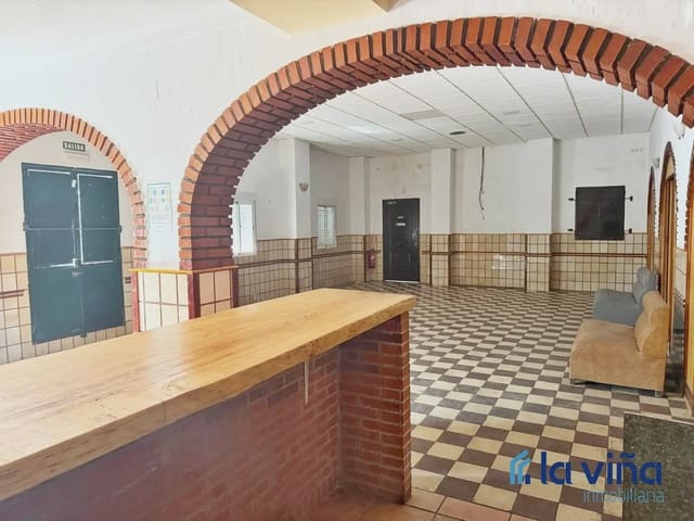 4 bedroom Townhouse for sale in Fuente Camacho, Loja with garage - € 310,000 (Ref: 9880432)