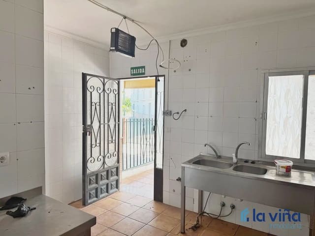 4 bedroom Townhouse for sale in Fuente Camacho, Loja with garage - € 310,000 (Ref: 9880432)