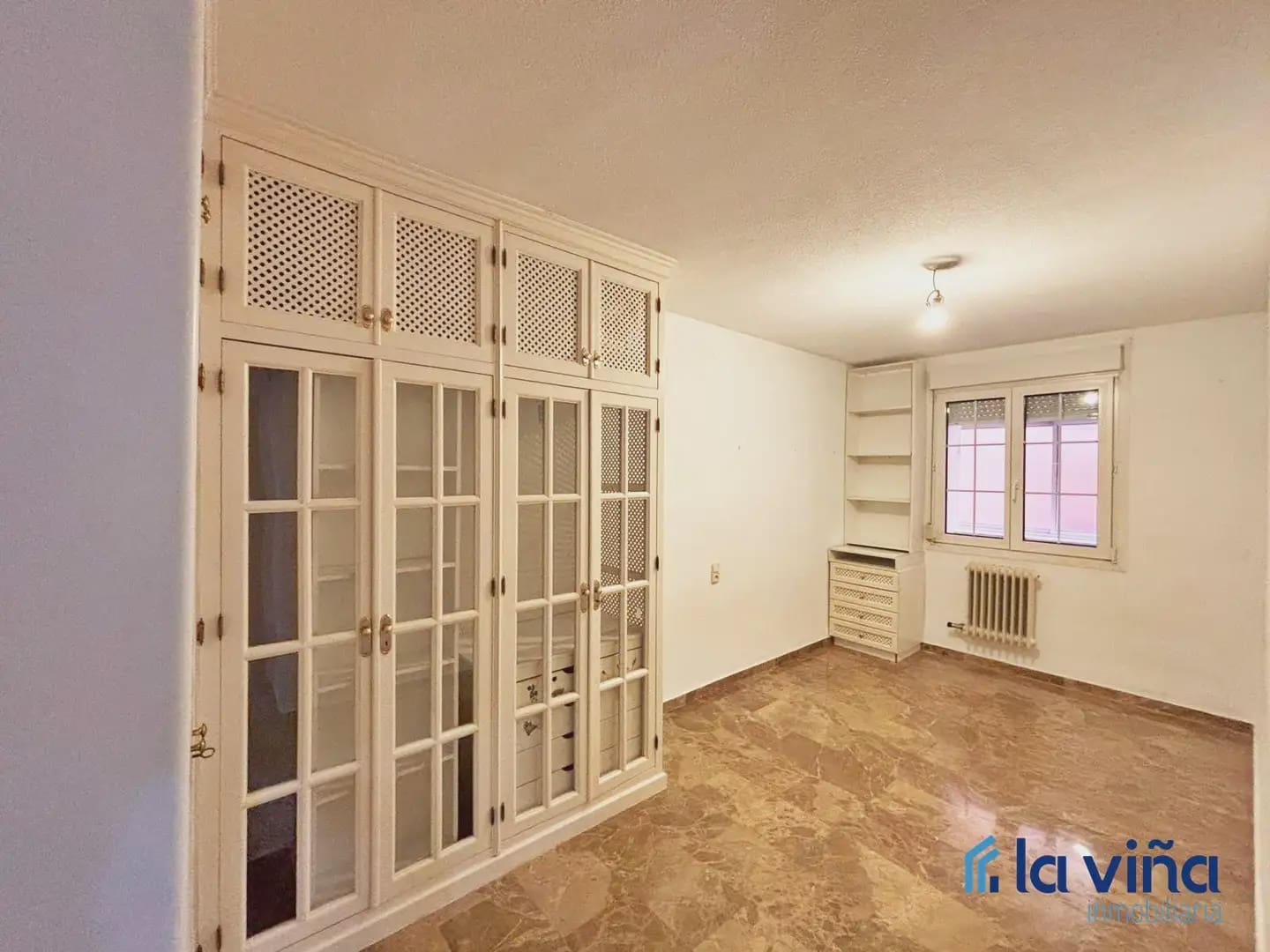 4 soverom Leilighet til salgs i Antequera med garasje - € 395 000 (Ref: 9883762)