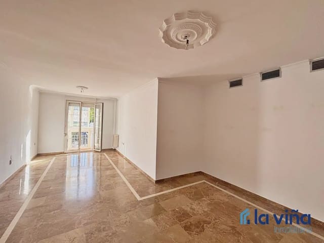4 soverom Leilighet til salgs i Antequera med garasje - € 395 000 (Ref: 9883762)
