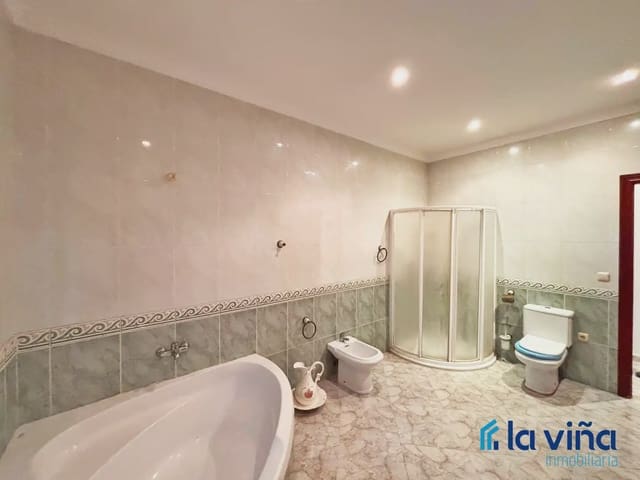 3 bedroom Bungalow for sale in Humilladero - € 235,000 (Ref: 9895644)