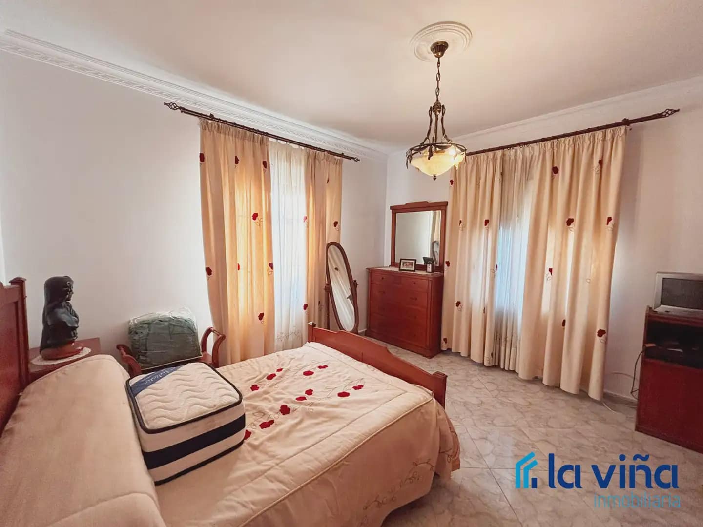 3 bedroom Bungalow for sale in Humilladero - € 235,000 (Ref: 9895644)