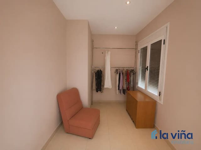 3 bedroom Flat for sale in Humilladero - € 150,000 (Ref: 9897305)