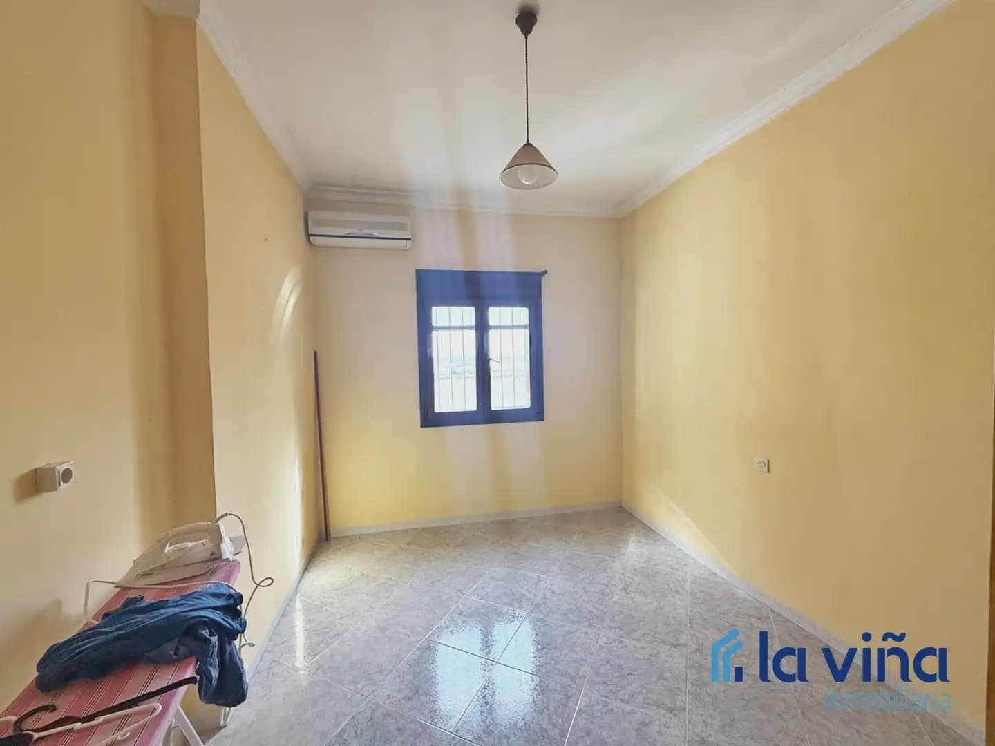 5 bedroom Townhouse for sale in Alameda - € 100,000 (Ref: 9914884)