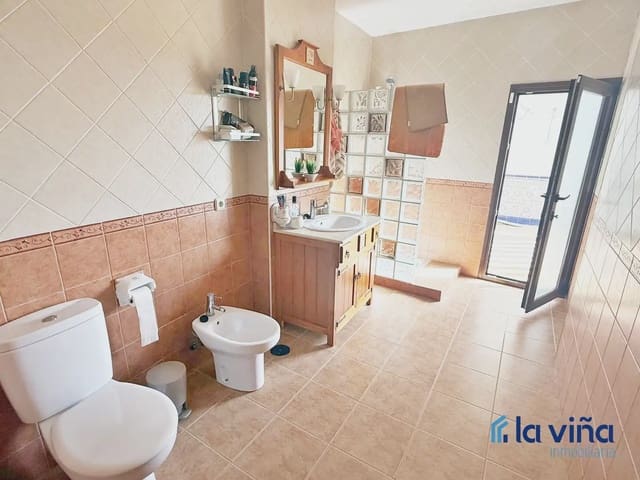 5 bedroom Townhouse for sale in Alameda - € 100,000 (Ref: 9914884)