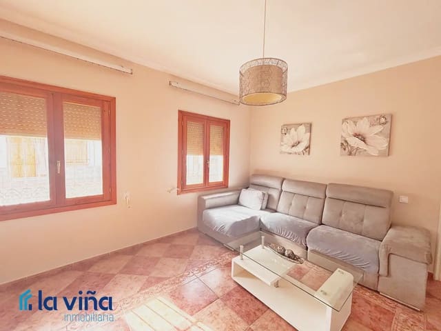 3 slaapkamer Huis te koop in Humilladero - € 225.000 (Ref: 9918833)
