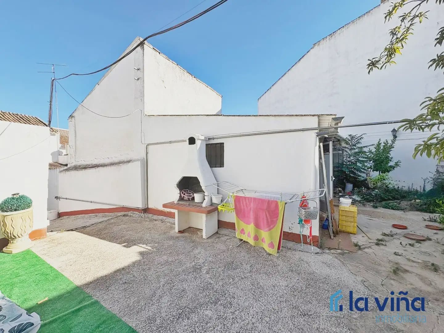 4 bedroom Business for sale in La Roda de Andalucia - € 499,000 (Ref: 9924969)