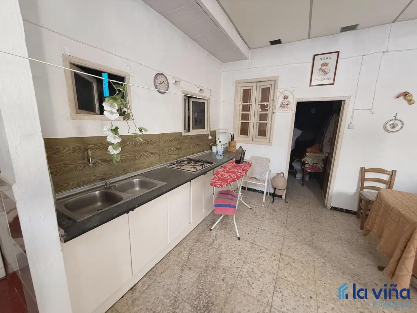 7 soveværelse Virksomhed til salg i Alameda - € 450.000 (Ref: 9941567)