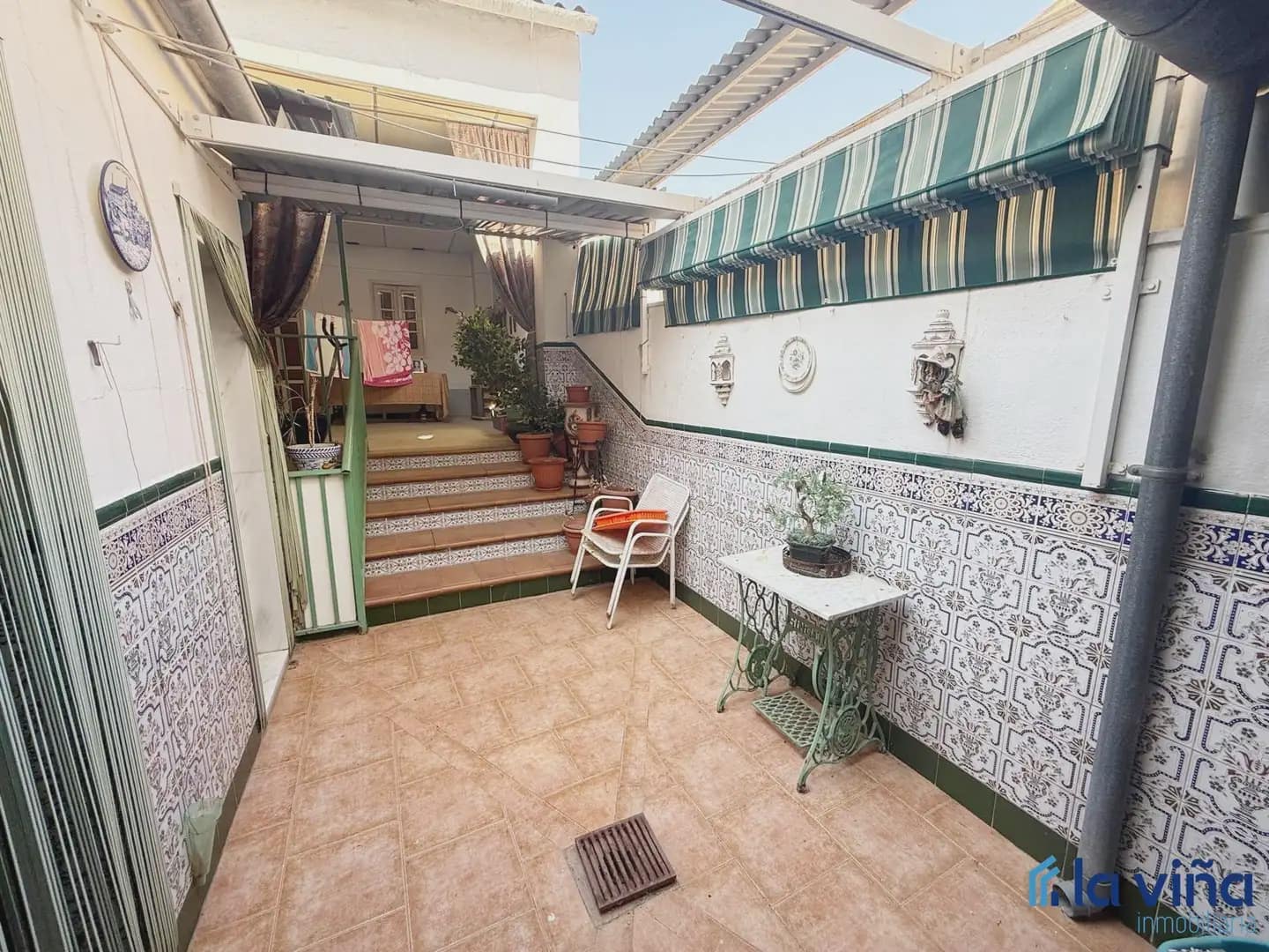 7 soveværelse Virksomhed til salg i Alameda - € 450.000 (Ref: 9941567)