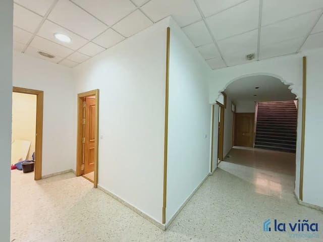 Kommersiell til salgs i Loja - € 79 000 (Ref: 9953600)