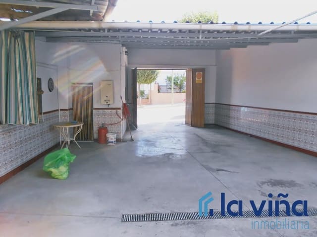 4 soveværelse Byhus til salg i Villanueva de Algaidas - € 140.000 (Ref: 9972457)