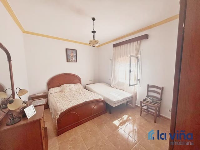3 sypialnia Dom na sprzedaż w Humilladero - 142 500 € (Ref: 9996493)