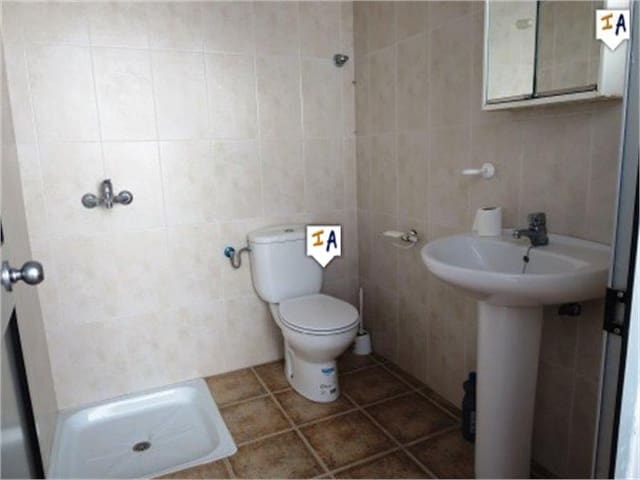 4 sovrum Hus till salu i Mollina - 299 950 € (Ref: 10002509)