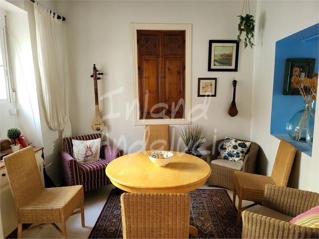 Casa de 3 habitaciones en Encinas Reales en venta con piscina - 130.000 € (Ref: 10010112)