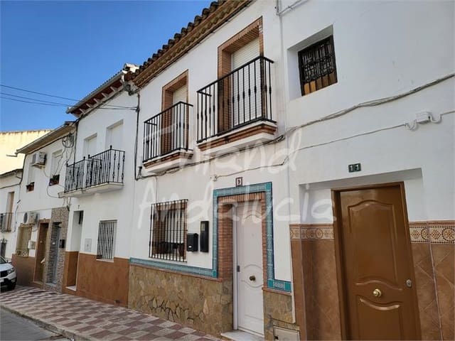 Casa de 3 habitaciones en Encinas Reales en venta con piscina - 130.000 € (Ref: 10010112)
