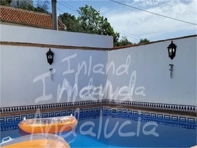 2 slaapkamer Finca/Landhuis te koop in Villanueva de Algaidas met zwembad - € 130.000 (Ref: 10010113)