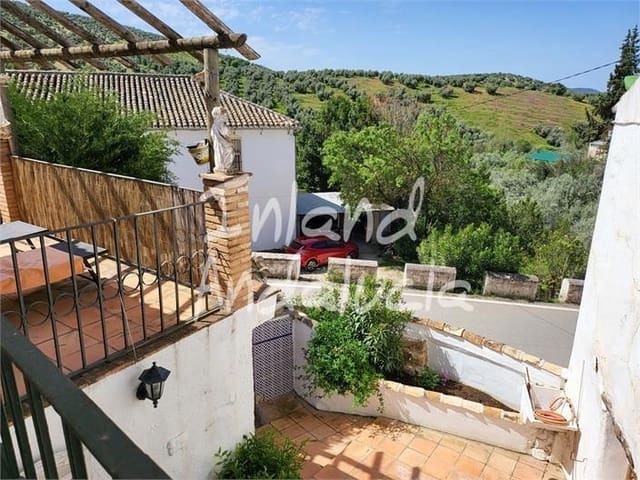 2 slaapkamer Finca/Landhuis te koop in Villanueva de Algaidas met zwembad - € 130.000 (Ref: 10010113)