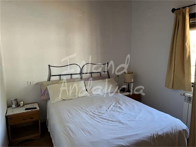 3 slaapkamer Finca/Landhuis te koop in Priego de Córdoba met zwembad garage - € 285.000 (Ref: 10012728)