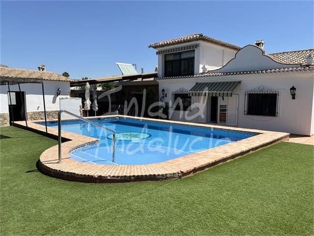 3 slaapkamer Finca/Landhuis te koop in Priego de Córdoba met zwembad garage - € 285.000 (Ref: 10012728)