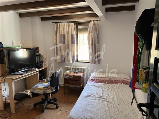 3 slaapkamer Finca/Landhuis te koop in Priego de Córdoba met zwembad garage - € 285.000 (Ref: 10012728)