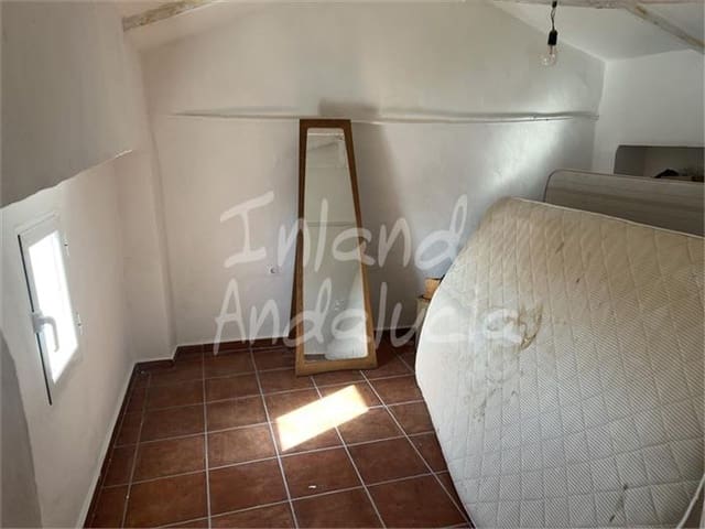4 sypialnia Finka/Dom wiejski na sprzedaż w Los Juncares, Iznájar z garażem - 96 000 € (Ref: 10016968)