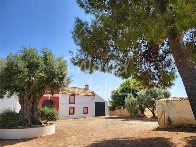 5 quarto Quinta/Casa Rural para venda em Ecija com piscina garagem - 370 000 € (Ref: 10024985)