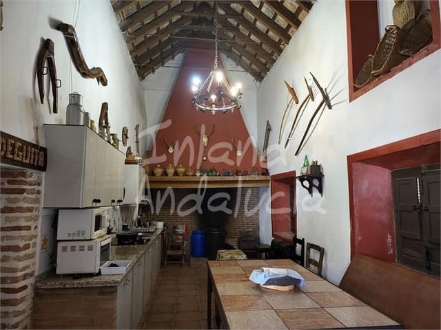 5 quarto Quinta/Casa Rural para venda em Ecija com piscina garagem - 370 000 € (Ref: 10024985)