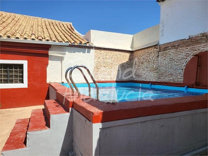 5 quarto Quinta/Casa Rural para venda em Ecija com piscina garagem - 370 000 € (Ref: 10024985)