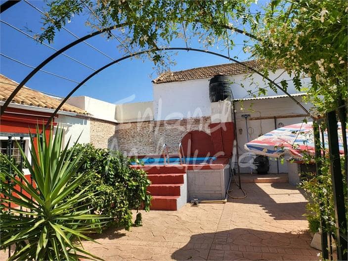 5 quarto Quinta/Casa Rural para venda em Ecija com piscina garagem - 370 000 € (Ref: 10024985)