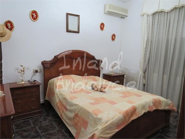 3 soverom Hus til salgs i Monte Lope Alvarez, Martos - € 65 000 (Ref: 10031369)