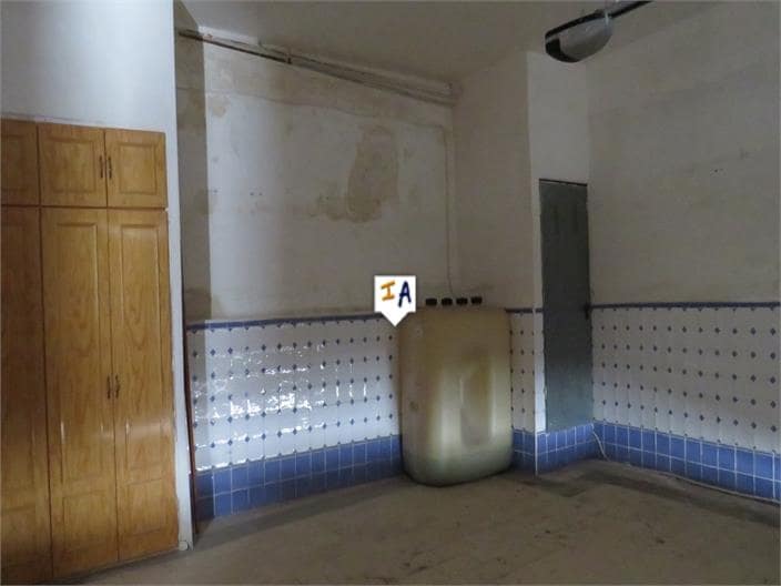 3 bedroom Townhouse for sale in Alcaudete with garage - € 60,000 (Ref: 10031370)