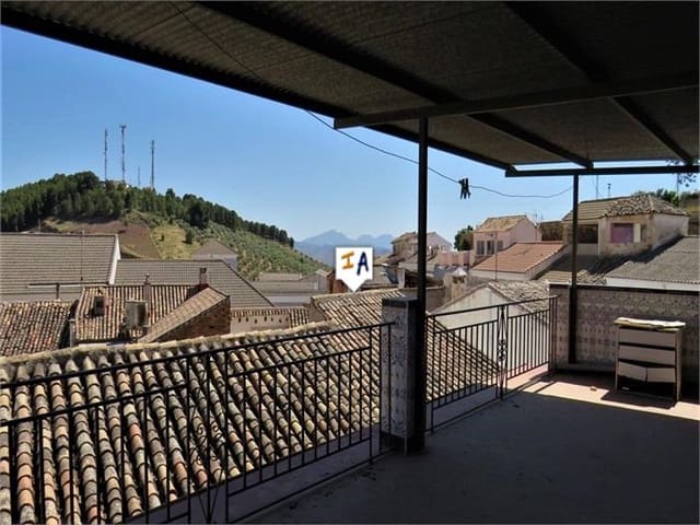 3 bedroom Townhouse for sale in Alcaudete with garage - € 60,000 (Ref: 10031370)