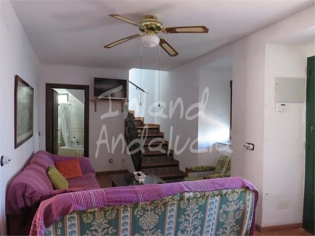 5 sovrum Finca/Hus på landet till salu i Fuensanta de Martos med pool garage - 185 000 € (Ref: 10040236)