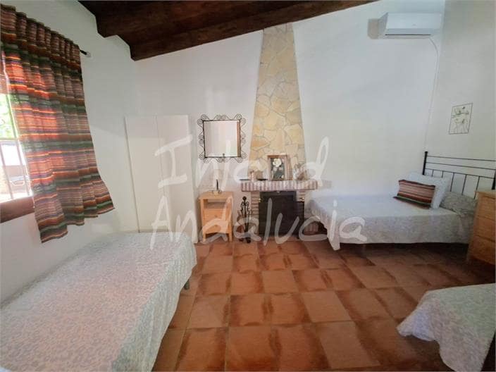 1 sypialnia Finka/Dom wiejski na sprzedaż w El Borge z basenem - 190 000 € (Ref: 10057843)