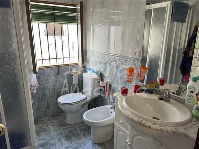 3 quarto Casa em Banda para venda em Priego de Córdoba com garagem - 87 000 € (Ref: 10057846)