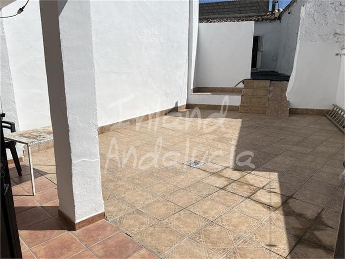 4 quarto Casa em Banda para venda em Baena - 57 000 € (Ref: 10061094)
