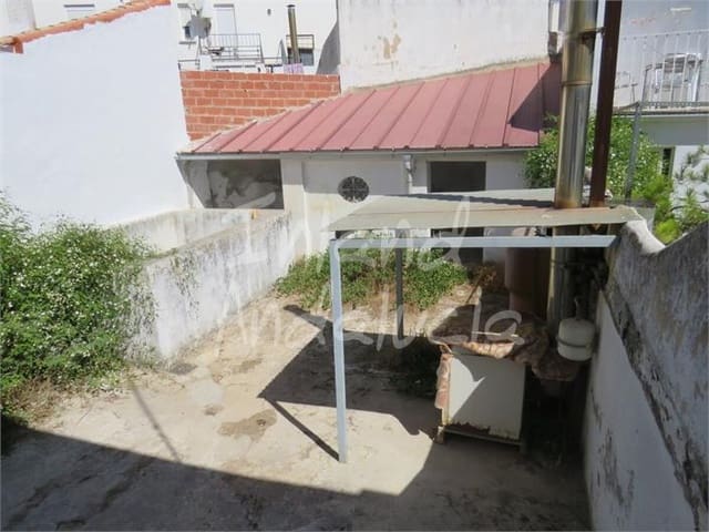 5 chambre Appartement à vendre à Martos avec piscine - 120 000 € (Ref: 10063669)