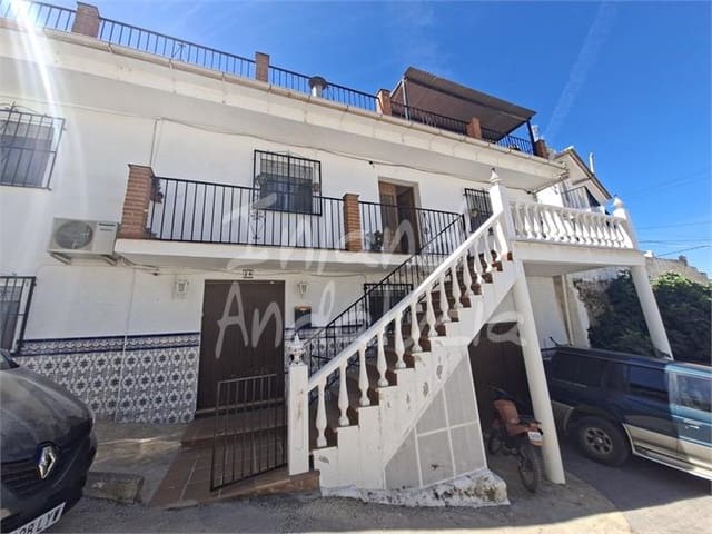 4 sovrum Hus till salu i Alcaucín med garage - 195 000 € (Ref: 10066967)